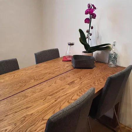 Apartment By Payman Club